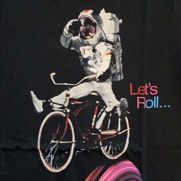 Let’s Roll astronaut tshirt - Picture 2 of 2